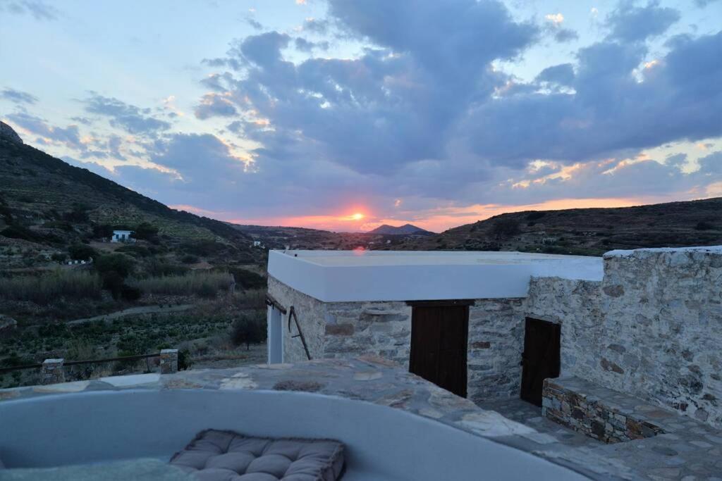 George Farmhouse Chrousa Exteriér fotografie